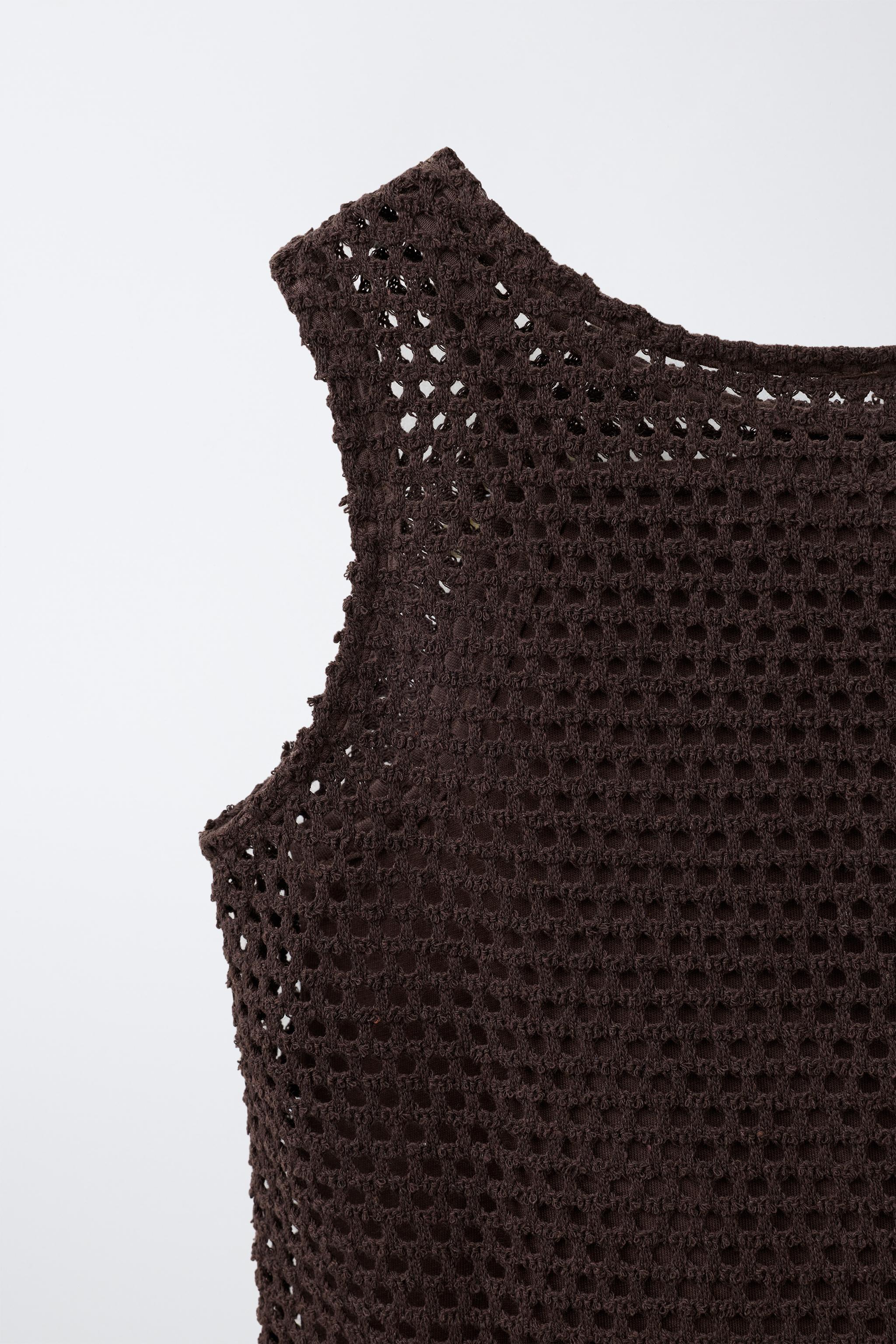CROCHET FLORAL KNIT TOP